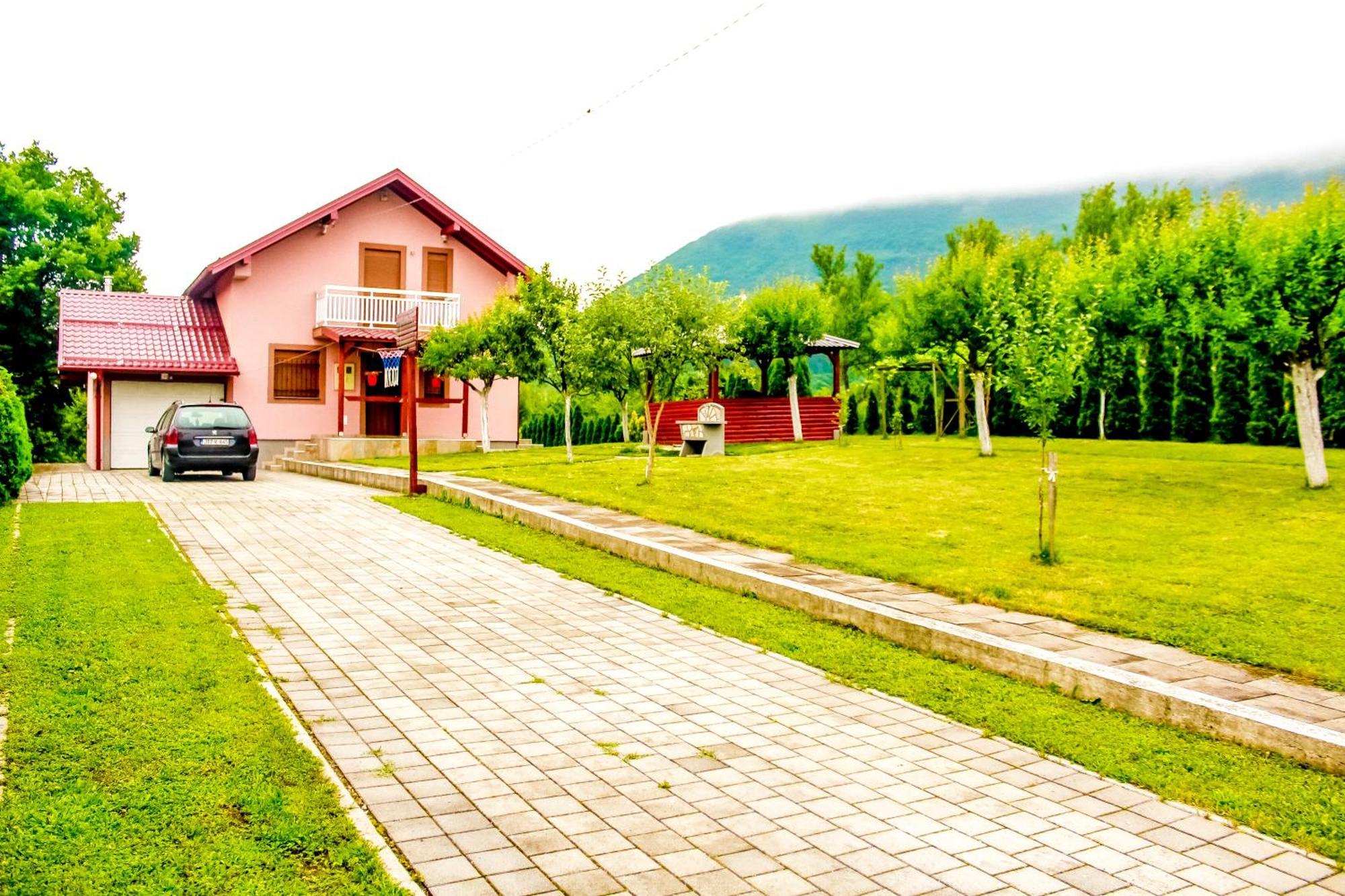 Villa Usivak For Green Quiet Holiday Near Sarajevo#Travellerawards2025 Eksteriør billede